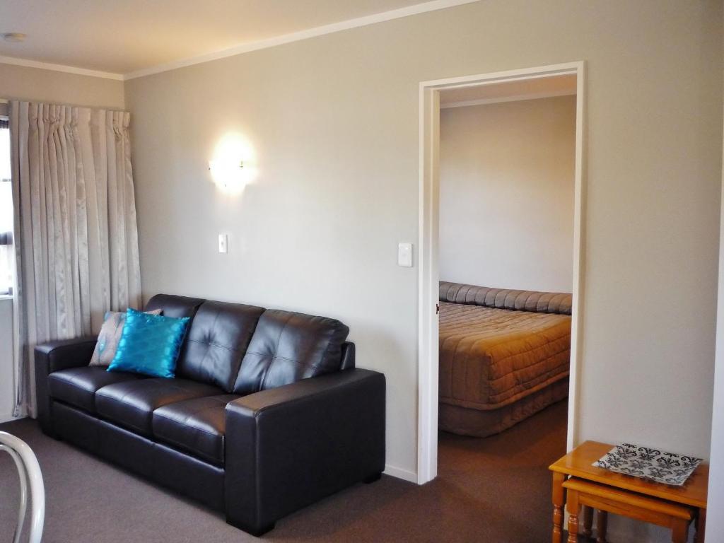 Knightsbridge Court Motor Lodge Blenheim Room photo